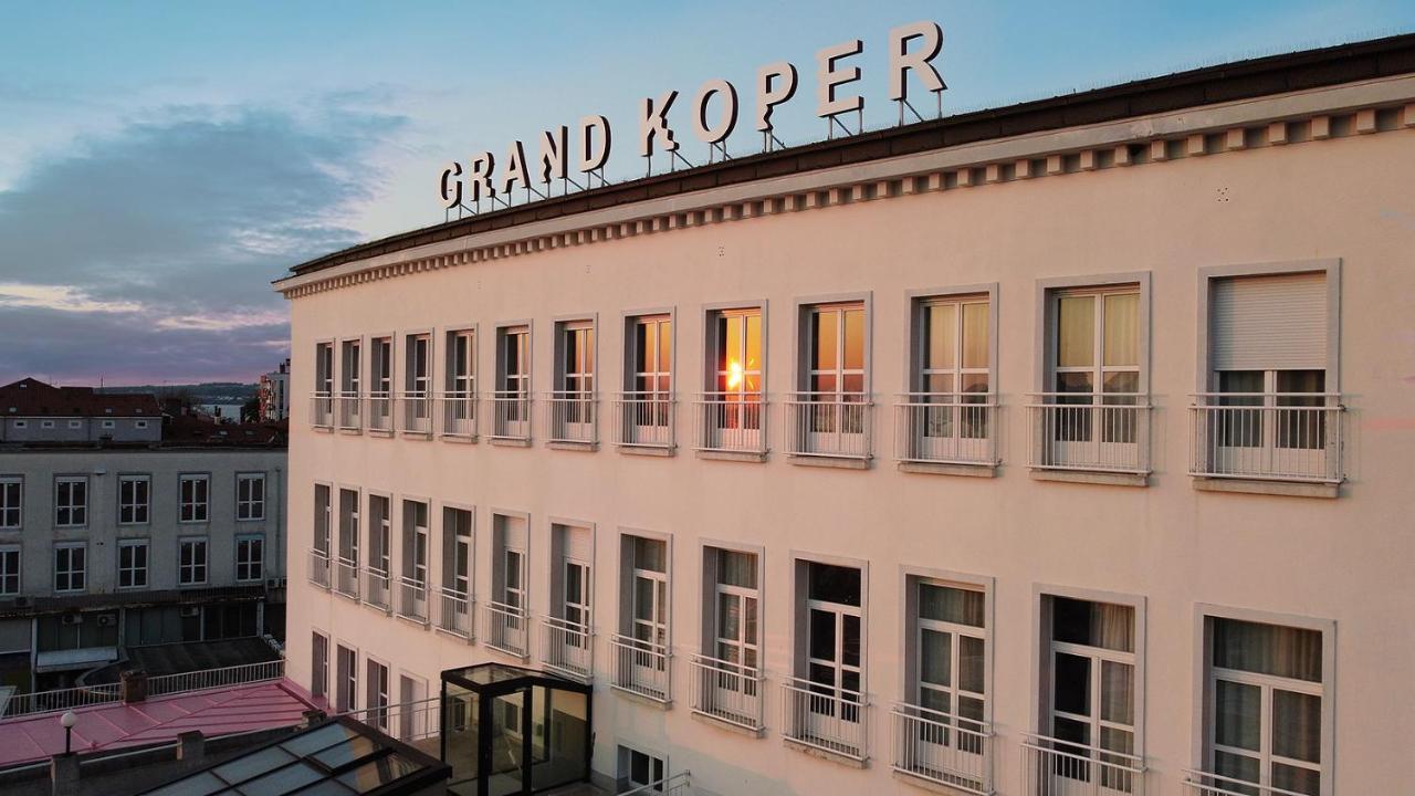 Hotel Grand Koper Luaran gambar
