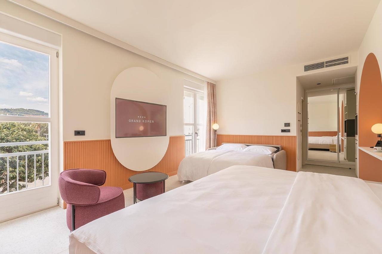 Hotel Grand Koper Luaran gambar