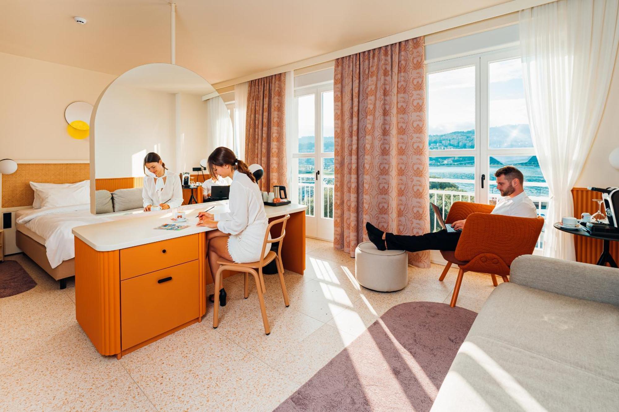 Hotel Grand Koper Luaran gambar